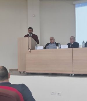 Read more about the article Conferință dedicată perfecționării pregătirii profesionale a judecătorilor, la Tribunalul Dâmbovița