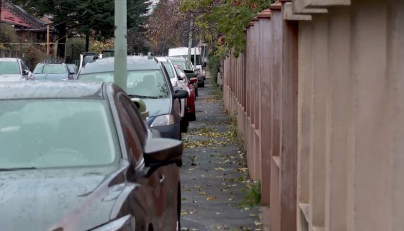 You are currently viewing Primăria Lungulețu: trotuarele trebuie să rămână libere! Proprietarii au două zile pentru eliberarea lor