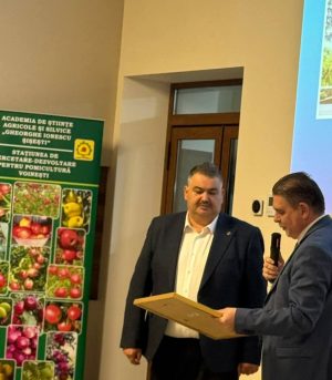 Read more about the article Stațiunea Pomicolă Voinești a sărbătorit 75 de ani de activitate