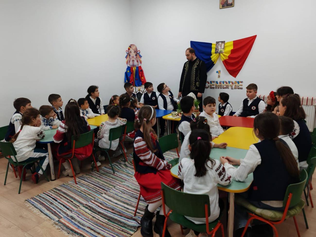 You are currently viewing ACTIVITĂȚI DEDICATE SFÂNTULUI APOSTOL  ANDREI ȘI ZILEI NAȚIONALE A ROMÂNIEI LA ȘCOALA GIMNAZIALĂ VULCANA PANDELE