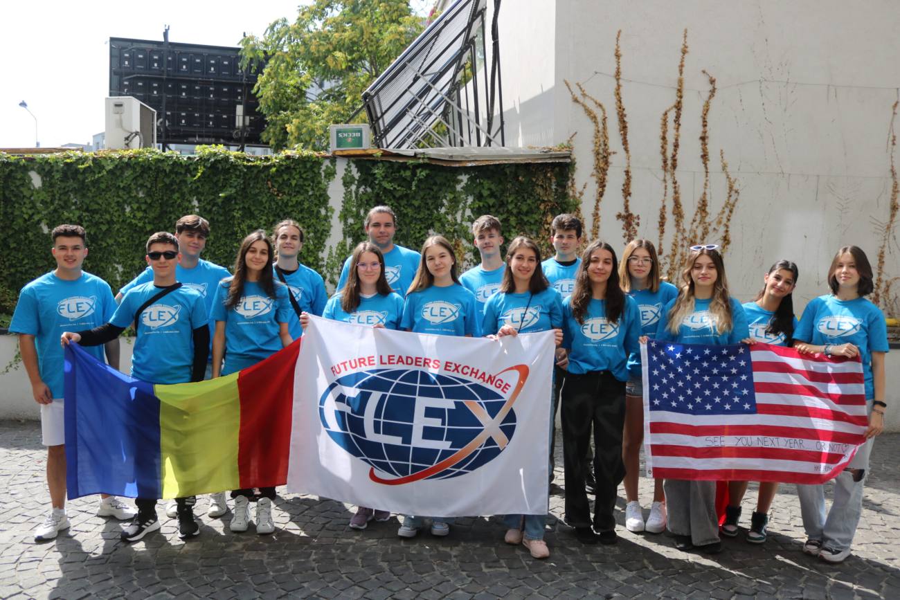 You are currently viewing Se reia programul FLEX prin care liceenii români pot studia în SUA