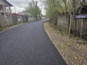 Read more about the article Asfaltările continuă în comuna Dărmănești. Noi străzi intră în programul de modernizare