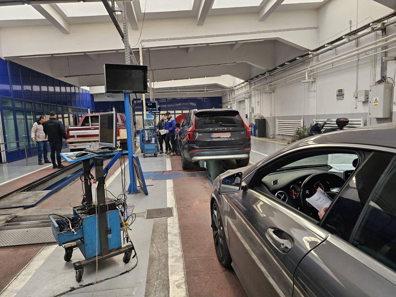 You are currently viewing Mașinile utilizate pot fi vândute doar după ce au primit Cartea de Identitate a Vehiculului, eliberată de Registrul Auto Român