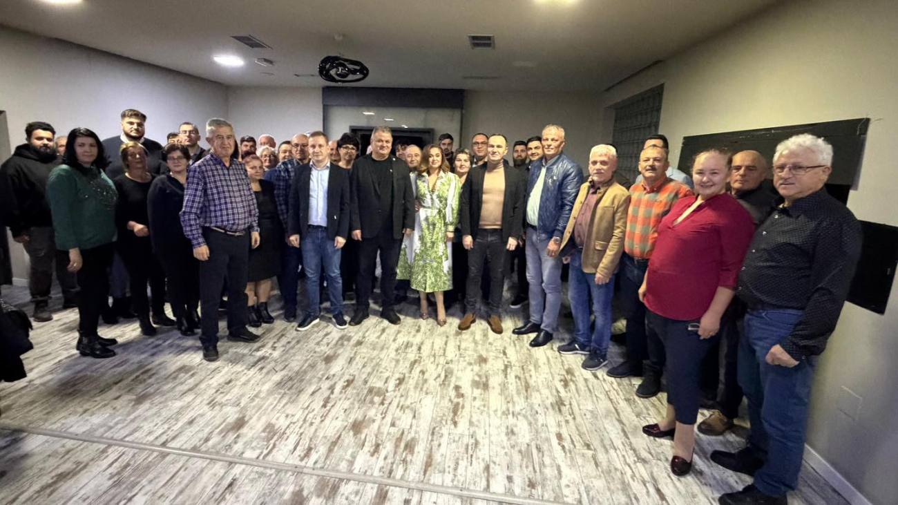 You are currently viewing Alegeri interne la PNL Moreni. Raluca Ioana Dumitrică este noul președinte al organizației locale