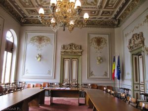 Read more about the article Simbolul administrativ al Târgoviștei, readus la viață printr-un proiect de restaurare a clădirii istorice a Primăriei