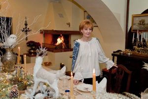 Read more about the article Târgul de Crăciun de la Castelul Săvârșin vă așteaptă și astăzi
