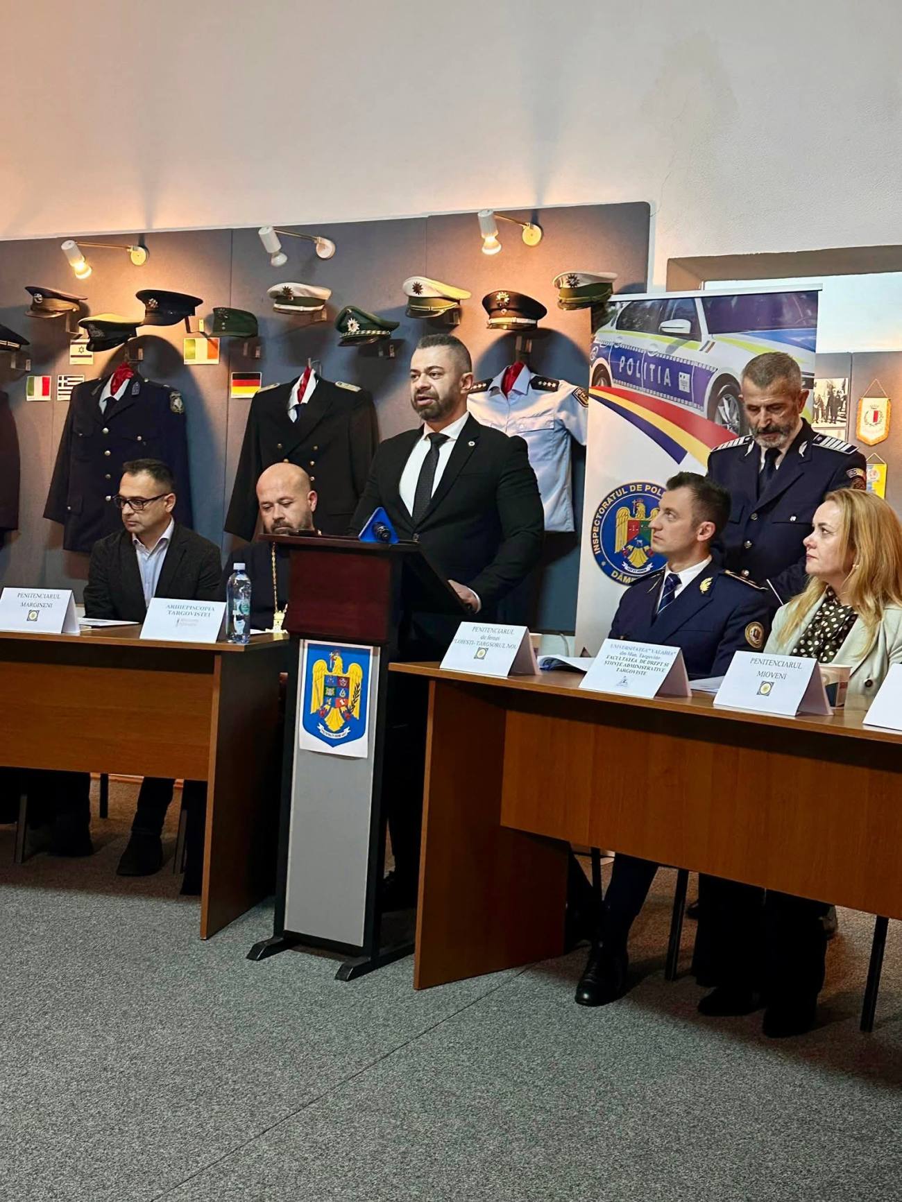 You are currently viewing Penitenciarul Găești, reprezentat la lansarea proiectului „Dincolo de aparențe”, inițiat de IPJ Dâmbovița