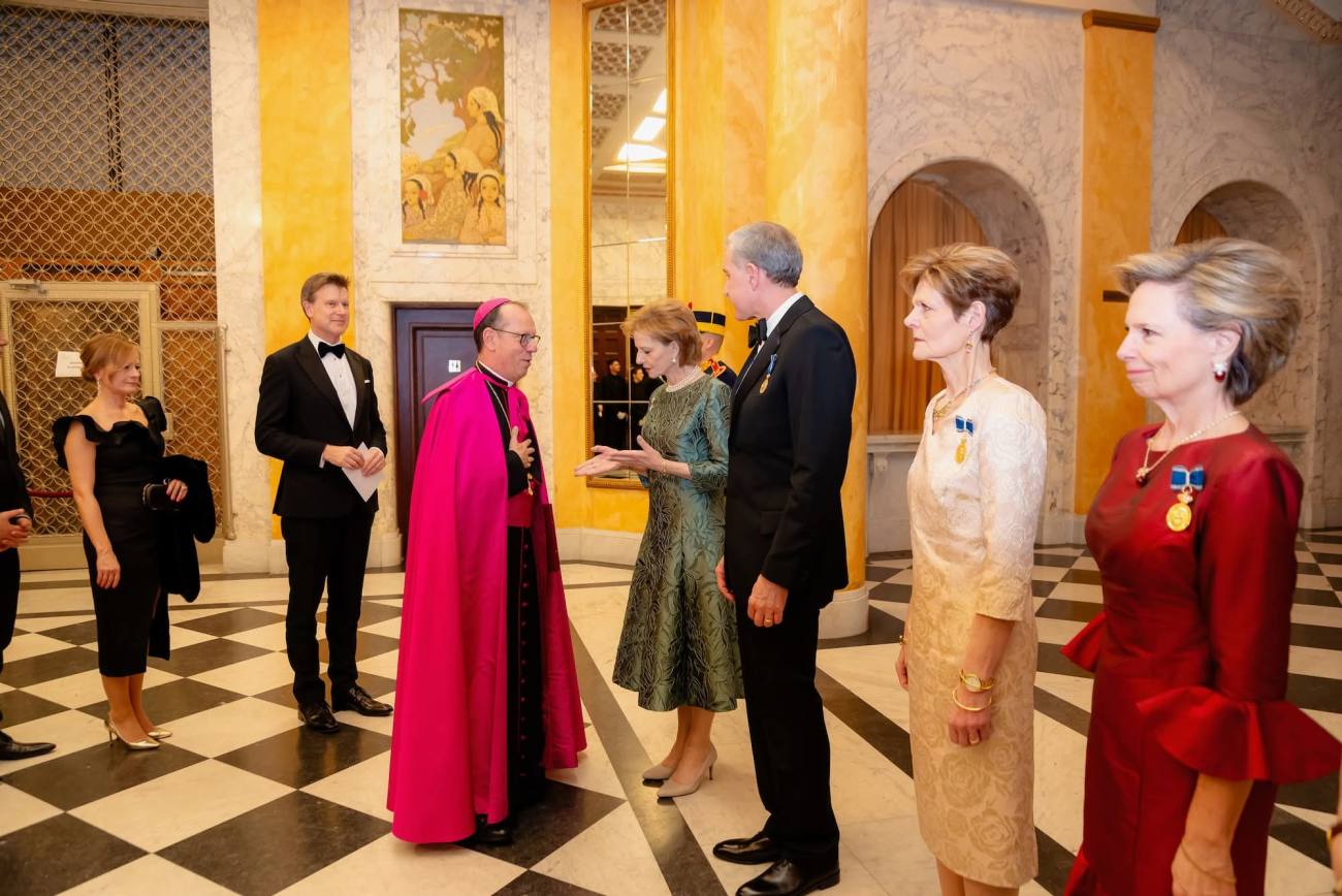 You are currently viewing Palatul Regal a găzduit Seara anuală dedicată Corpului Diplomatic acreditat la București