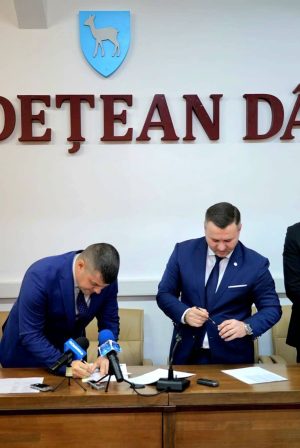Read more about the article Investiție majoră în utilități la Titu. Rețele de apă și canalizare modernizate cu sprijinul AFM