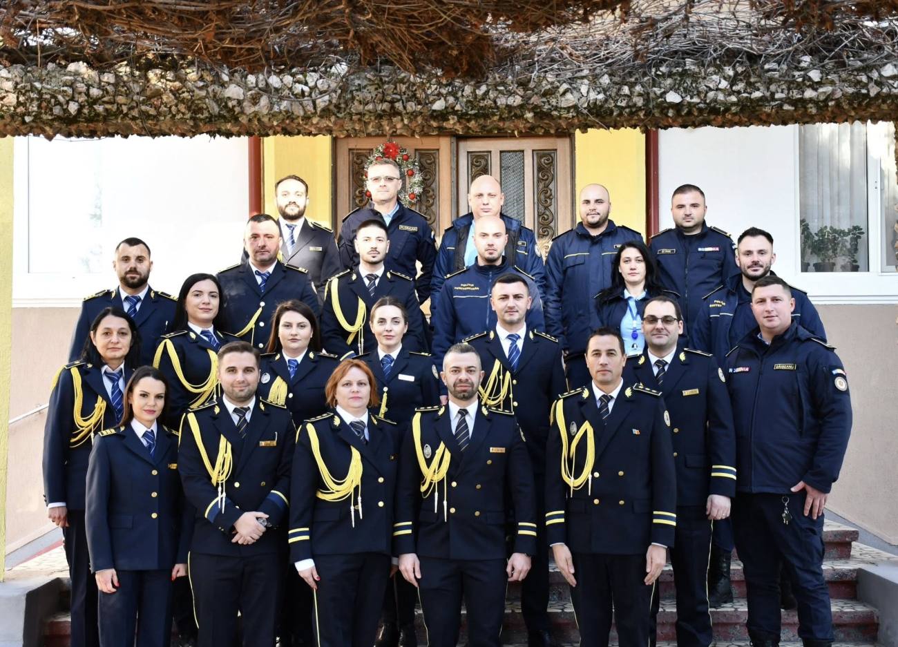 You are currently viewing Avansări în grad și debut în carieră pentru noi agenți, la Penitenciarul Găești