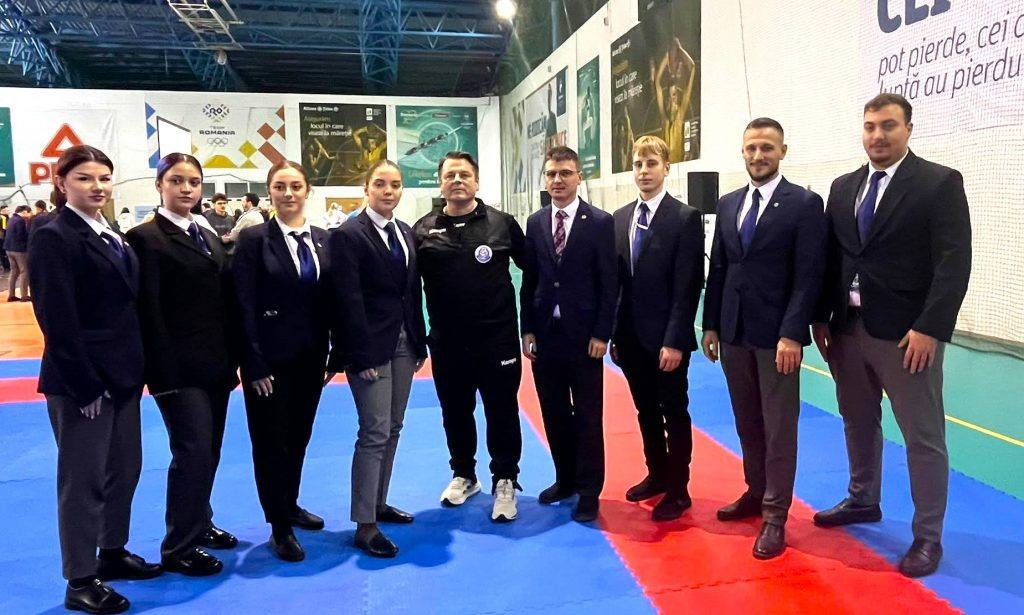 You are currently viewing Ionuț Munteanu, antrenorul secției de karate de la CS Târgoviște, prezent la un amplu Curs Național de Perfecționare și Licențiere