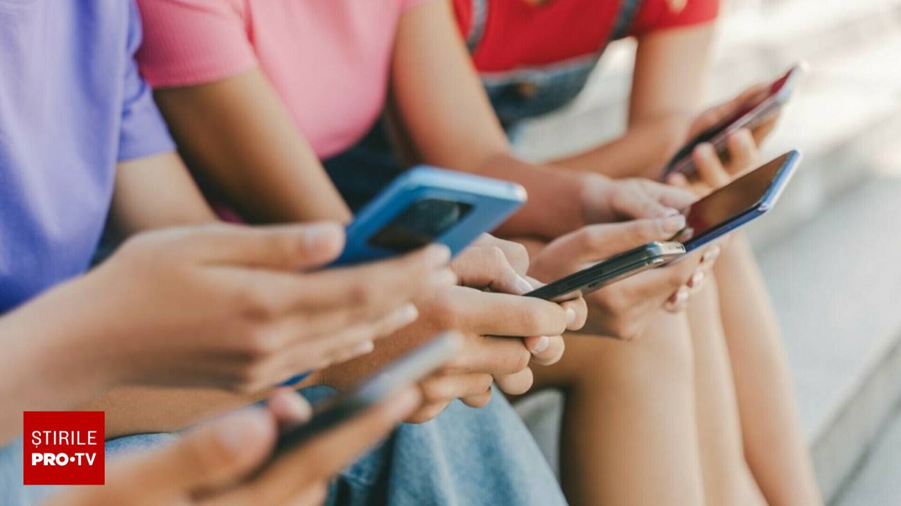 You are currently viewing Marea Britanie vrea interzicerea rețelelor de socializare pentru persoanele sub 16 ani