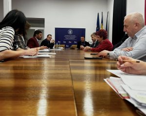 Read more about the article Situația asistenților medicali comunitari, analizată în Comisia de Dialog Social de la Prefectura Dâmbovița