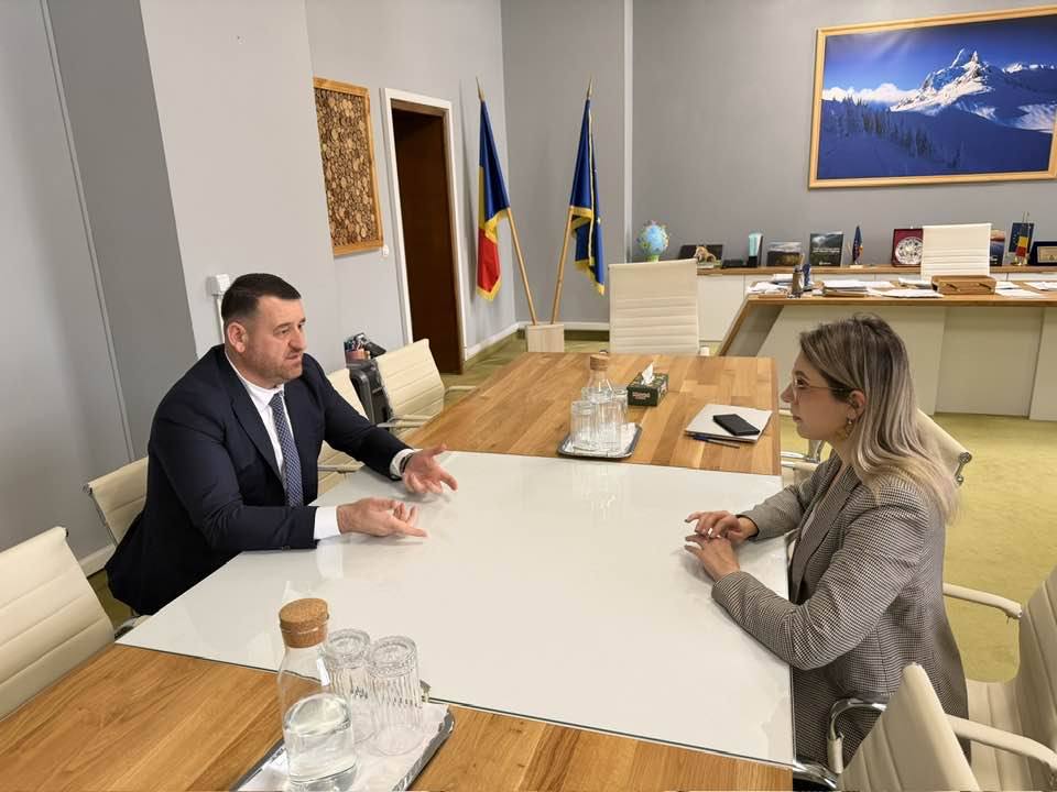 You are currently viewing Primarul municipiului Moreni s-a întâlnit cu ministrul Mediului pentru a preveni repetarea crizei apei potabile