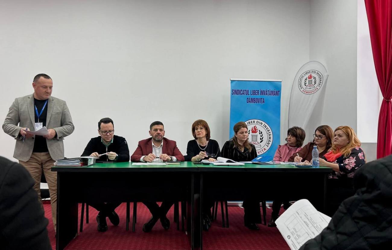You are currently viewing Prefectura Dâmbovița, întâlnire de lucru cu UAT-urile implicate în proiectul destinat comunităților rurale vulnerabile