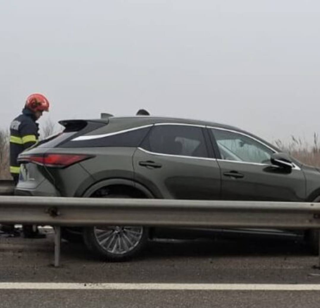 You are currently viewing Un autoturism a căzut de pe o autoplatformă pe A1, sensul spre București