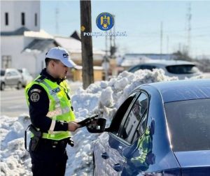 Read more about the article Razii și verificări ale polițiștilor dâmbovițeni, soldate cu sancțiuni în valoare totală de peste 100.000 de lei