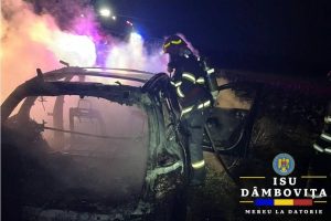 Read more about the article Un autoturism a ars ca o torță în localitatea dâmbovițeană Voia