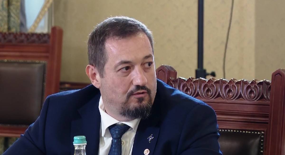 You are currently viewing Bogdan Pîrlog își retrage candidatura pentru șefia DIICOT