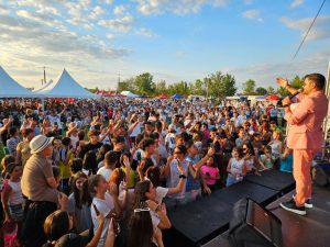 Read more about the article Primarul comunei Dobra consultă cetățenii privind organizarea Zilei Comunei