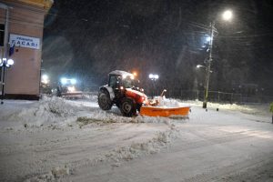 Read more about the article Primarul din Răcari, după 12 ore de deszăpezire: Noi ne facem treaba și mergem mai departe