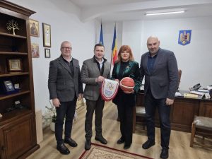 Read more about the article Președinta Federației Române de Baschet, Carmen Tocală, s-a aflat astăzi în județul Dâmbovița