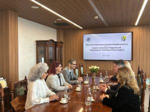 Read more about the article Parteneriat academic între Universitatea „Valahia” din Târgoviște și Universitatea „Angel Kanchev” din Ruse