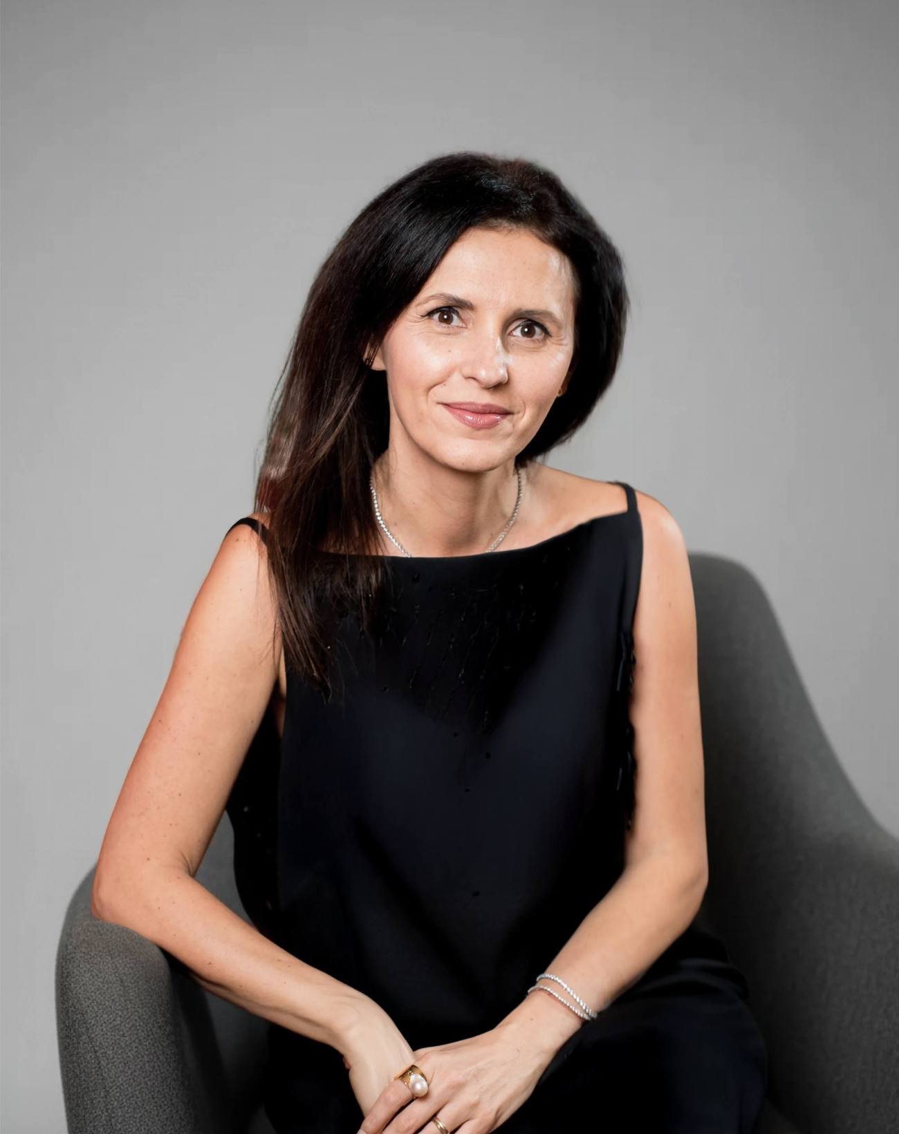 You are currently viewing Sondaj eJobs: Peisajul internațional tot mai incert influențează intenția candidaților de a pleca la muncă în străinătate: doar 6,3% au deja un plan stabilit în acest sens pentru 2026. Germania, Olanda, Bulgaria și Grecia sunt primele pe lista de opțiuni. Emiratele Arabe Unite și Ciprul scad în preferințe