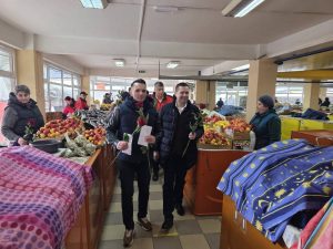 Read more about the article Flori și mărțișoare oferite de autorități, pe 1 Martie, la Târgoviște și Pucioasa