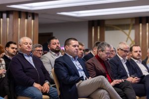Read more about the article Corneliu Ștefan: mesajul PSD Dâmbovița se confirmă la nivel regional