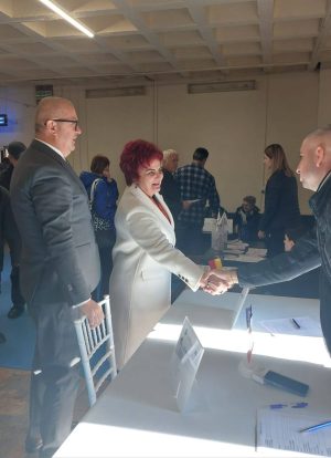 Read more about the article Bucătar, cofetar, îngrijitor spații verzi sau electrician în construcții  sunt doar 4 cursuri de calificare dintre cele 11 pe care AJOFM Dâmbovița le-a prognozat spre a fi deschise în luna aprilie