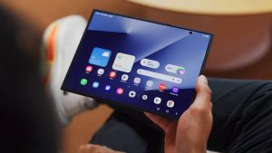 Read more about the article Compania retrage de la vânzare modelul Samsung Galaxy Z TriFold, lansat în decembrie anul trecut