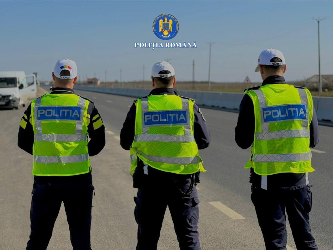 You are currently viewing REZULTATELE RAZIILOR  DESFĂȘURATE PE DN 7, ÎN JUDEȚUL DÂMBOVIȚA! PESTE 70 DE ȘOFERI AU RĂMAS FĂRĂ PERMIS DE CONDUCERE!