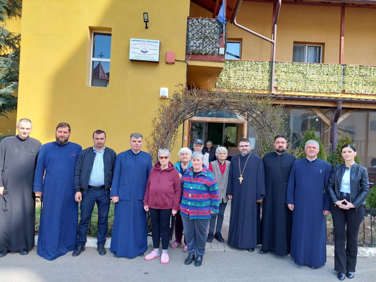 You are currently viewing SOLIDARITATE ȘI MILOSTENIE ÎN SLUJIREA CELOR VÂRSTNICI