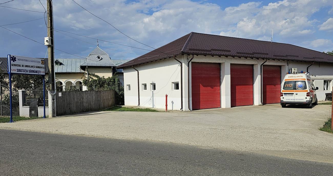 You are currently viewing Substația de ambulanță din Dărmănești, exemplu de investiție care aduce un plus de siguranță comunității