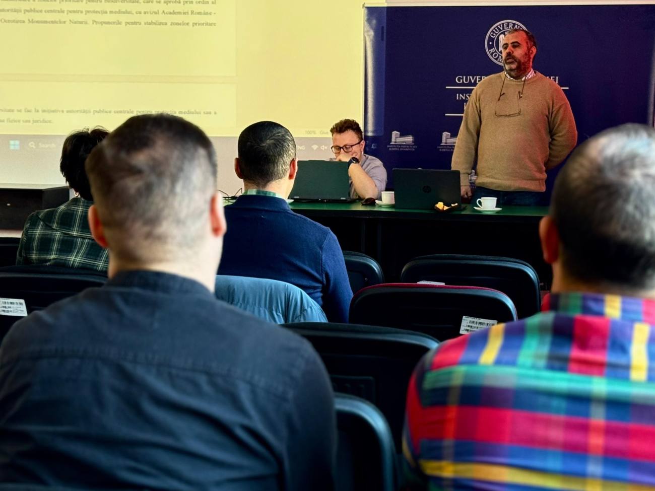 You are currently viewing Reuniune la Instituția Prefectului pentru stabilirea zonelor prioritare de biodiversitate din Dâmbovița