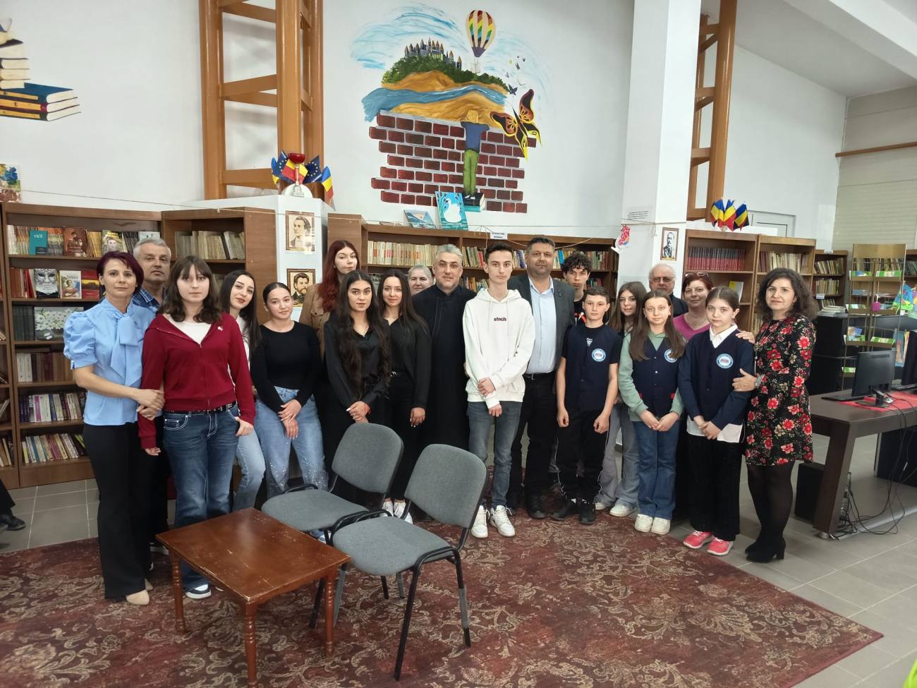 You are currently viewing Teatru forum despre violența domestică, susținut la Bucșani de echipa EUROPE DIRECT Târgoviște