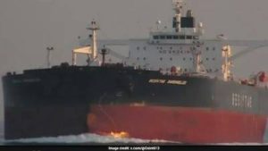 Read more about the article Un petrolier operat de Turcia, care transporta petrol rusesc, a fost lovit de o dronă navală în Marea Neagră