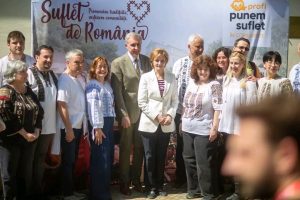 Read more about the article Familia regală a găzduit recepția deschiderii de primăvară a Domeniului Regal Săvârșin