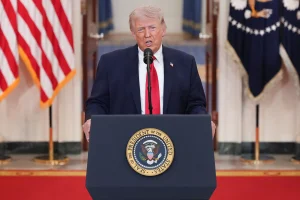 Read more about the article Trump spune că Iranul ar putea fi „eliminat într-o singură noapte”
