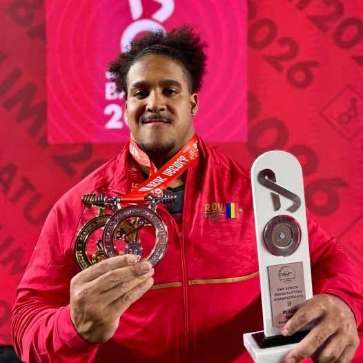 You are currently viewing România a încheiat în forță Campionatele Europene de Haltere! Luis Manuel Rodriguez, tricolorul erou din acest week-end, cu două medalii prețioase cucerite