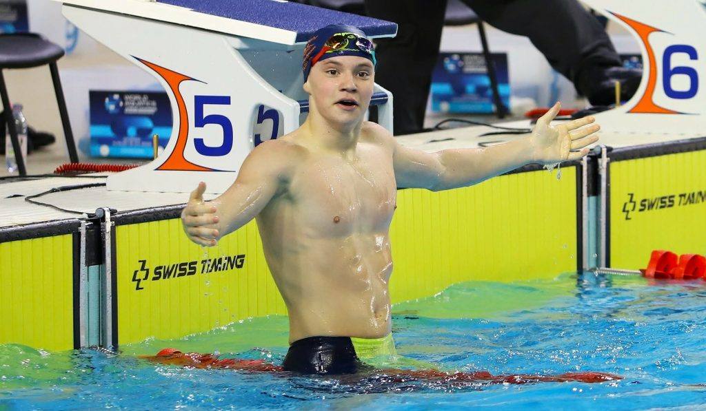 You are currently viewing Pe podium la Campionatul Național de Înot! Radu Pamfil, medaliat cu bronz la 100 m fluture