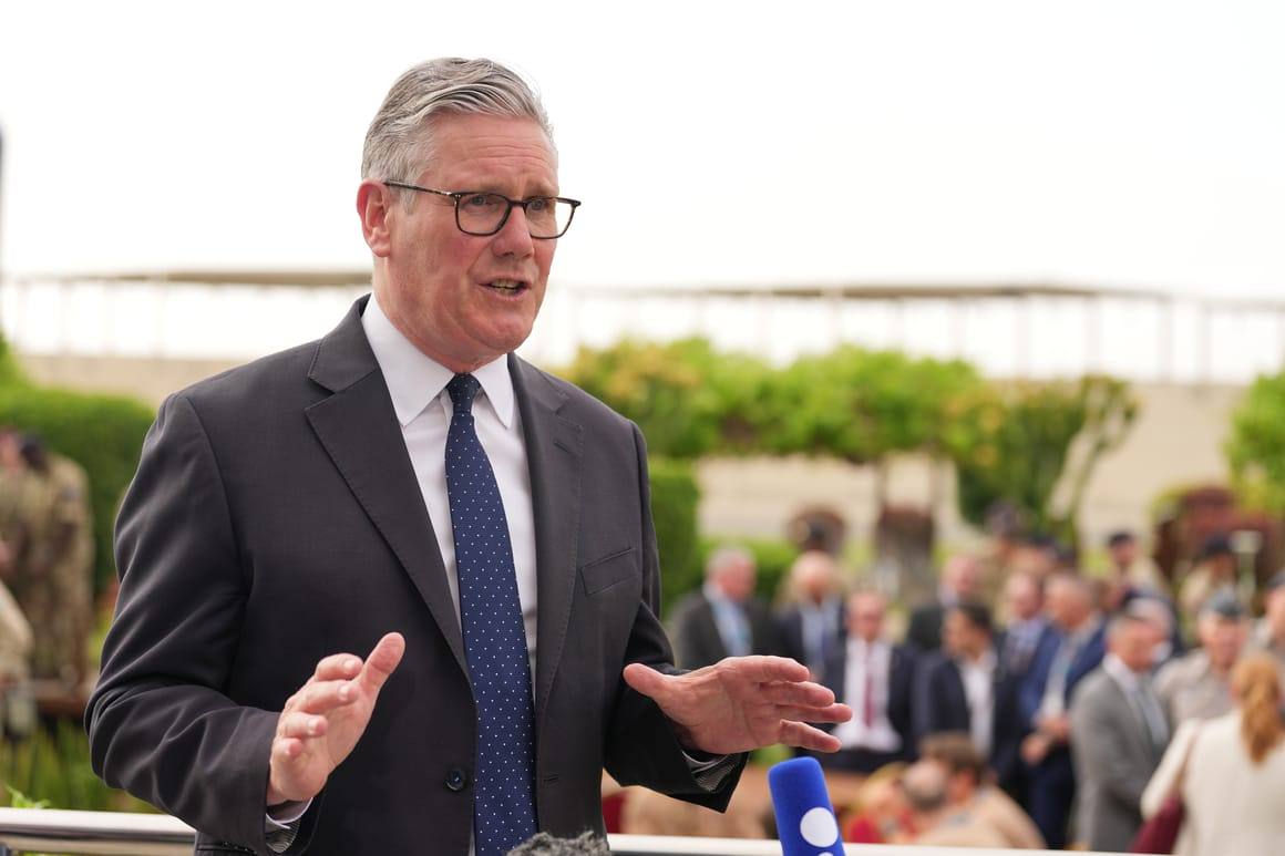 You are currently viewing Premierul britanic: M-am săturat ca facturile la energie să crească și să scadă din cauza acțiunilor lui Putin sau Trump