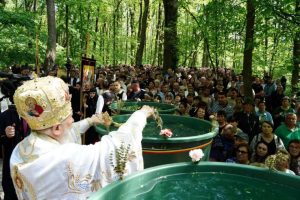 Read more about the article VINERI, 17 APRILIE 2026, LA MĂNĂSTIREA NUCET, VOR AVEA LOC CEREMONIILE PRILEJUITE DE SĂRBĂTOAREA „IZVORUL TĂMĂDUIRII”