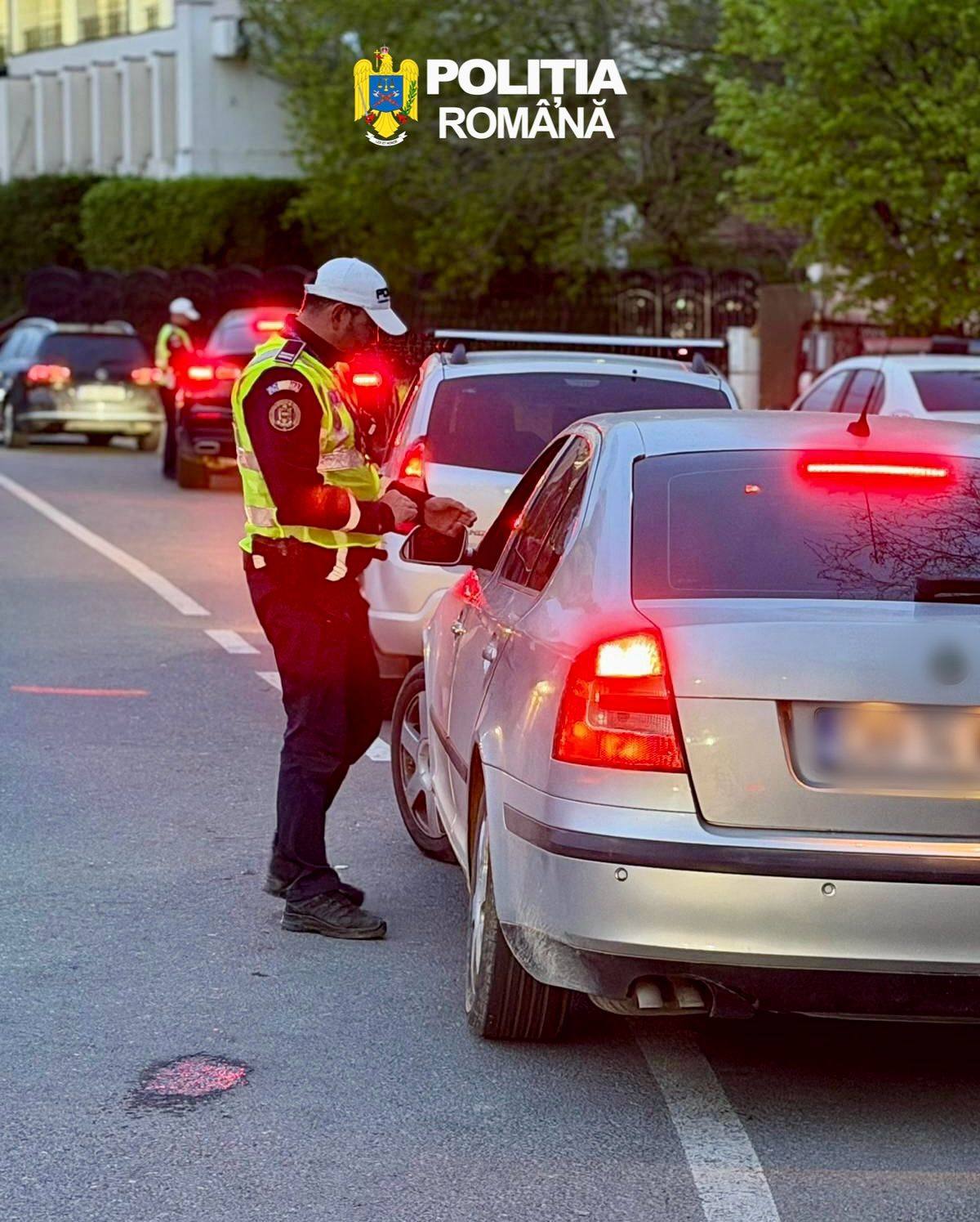 You are currently viewing Dosar penal pentru un bărbat din Cândești, depistat conducând un vehicul sub influența alcoolului!