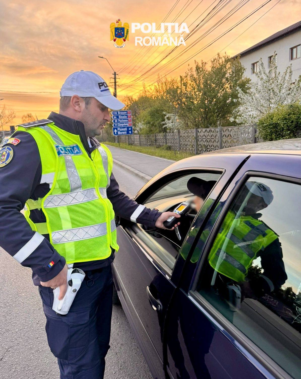 You are currently viewing DÂMBOVIȚA: ACȚIUNE PENTRU REDUCEREA GRADULUI DE VICTIMIZARE PRIN ACCIDENTE RUTIERE DERULATĂ DE POLIȚIȘTI