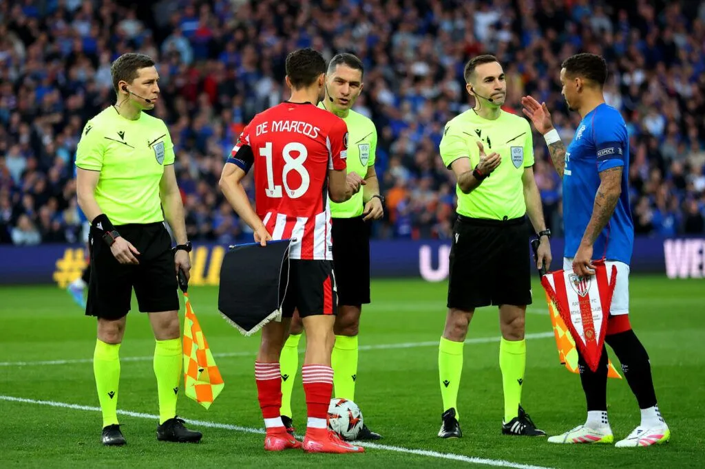 You are currently viewing „Fluier” românesc la cel mai mare Mondial din istorie!  Istvan Kovacs, Mihai Marica și Ferencz Tunyogi vor reprezenta arbitrajul românesc la CM 2026