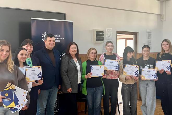 You are currently viewing Elevii pasionați de economie, premiați la etapa județeană a concursului financiar-contabil, la Târgoviște