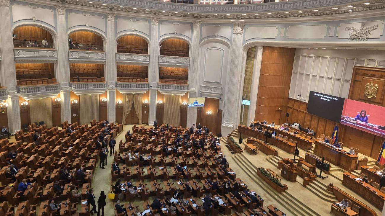 You are currently viewing Guvernul propus de Veștea a picat la votul Parlamentului