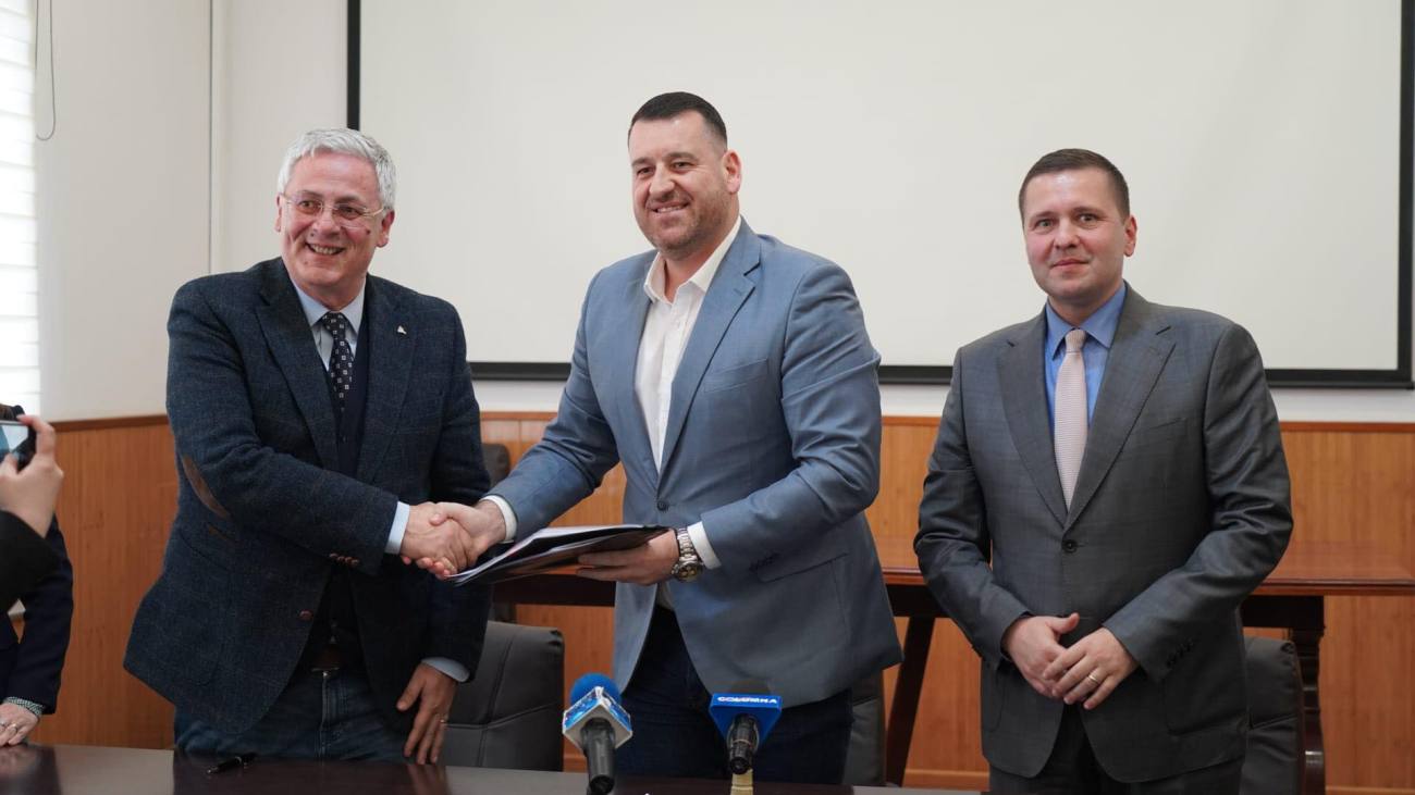 You are currently viewing Regenerare urbană, la Moreni și modernizarea Colegiului „I. L. Caragiale”, cu bani europeni